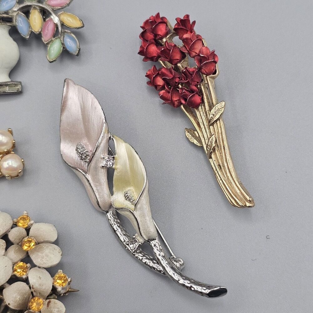 Multicolor Floral Brooch Set - Picture 12 of 14